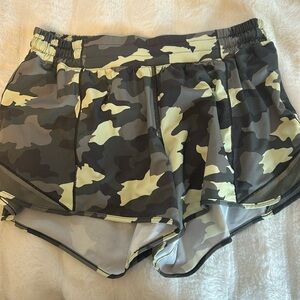 lululemon hotty hots